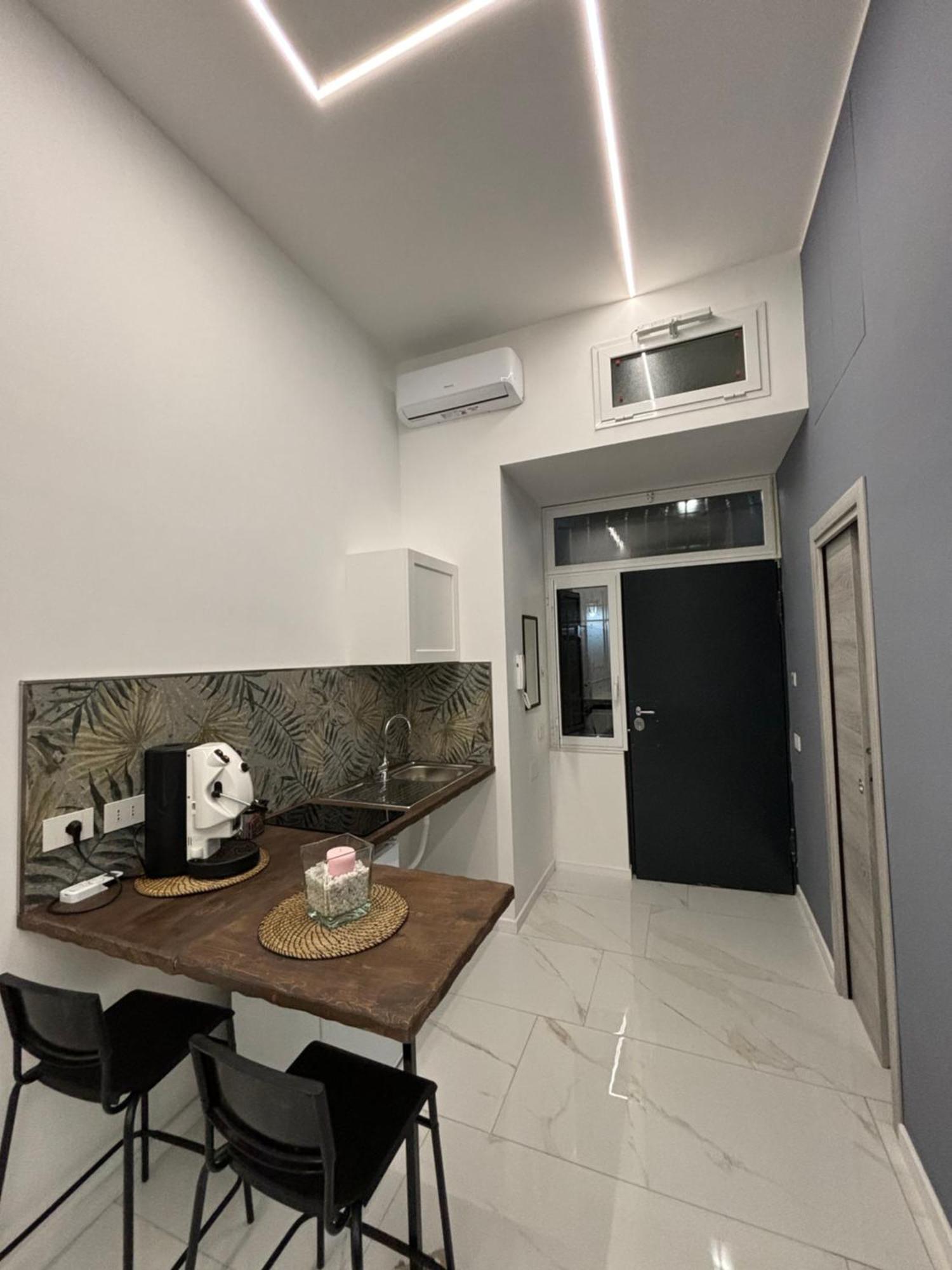 Briante House Bed and Breakfast Νάπολη Εξωτερικό φωτογραφία