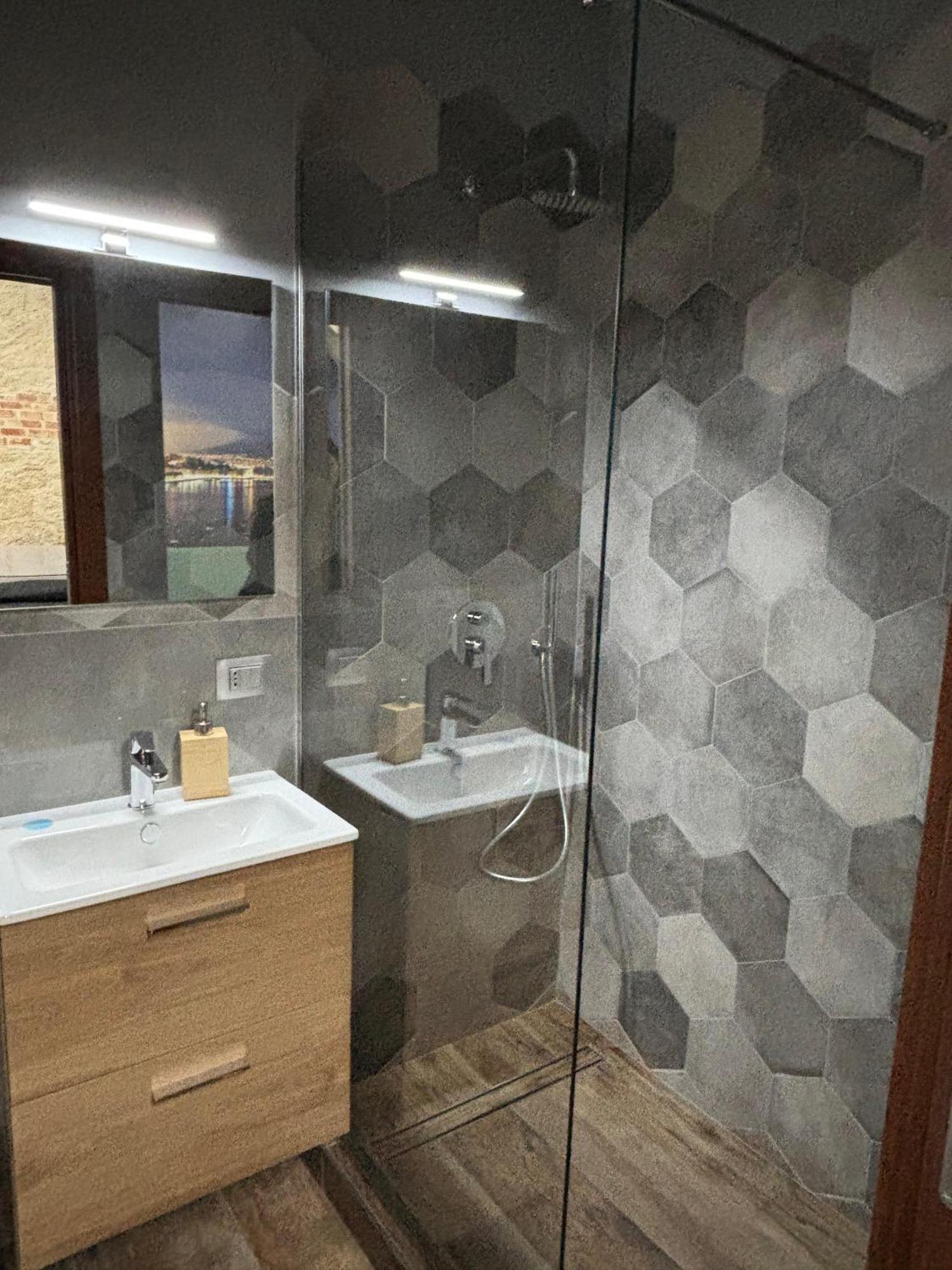 Briante House Bed and Breakfast Νάπολη Εξωτερικό φωτογραφία